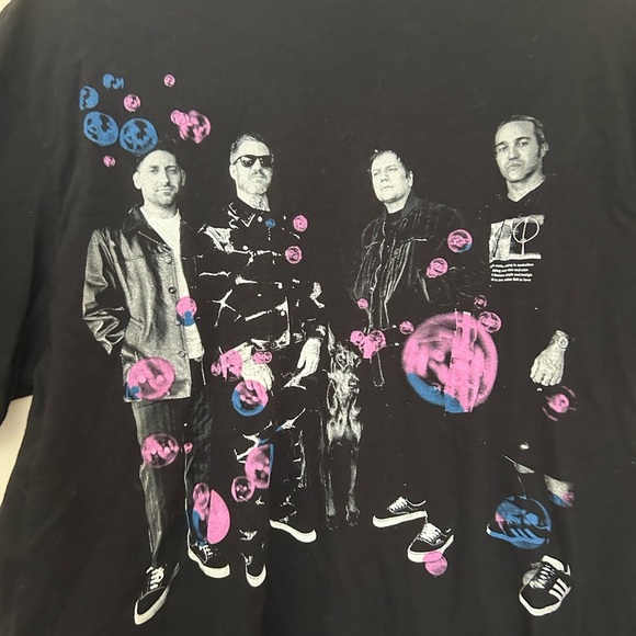 Fallout Boys Black and Pink Short Sleeve Tee with Retro Band Design - Picture 2 of 4